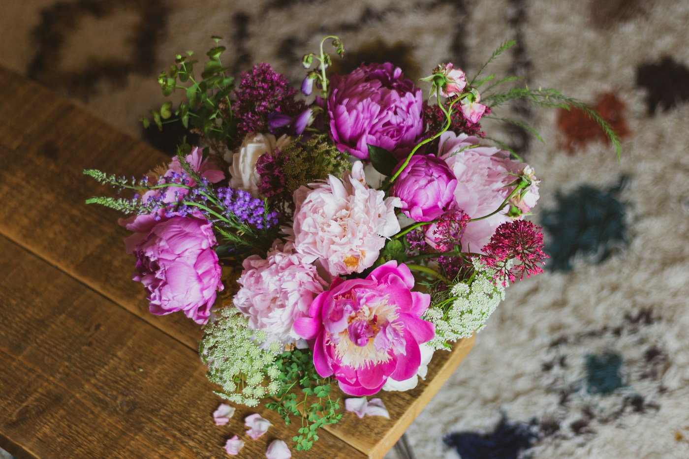 A bouquet of colorful flowers